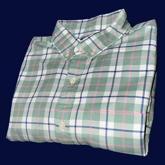 Vineyard Vines Other - NWOT Vineyard Vines button down shirt men’s size medium slim fit